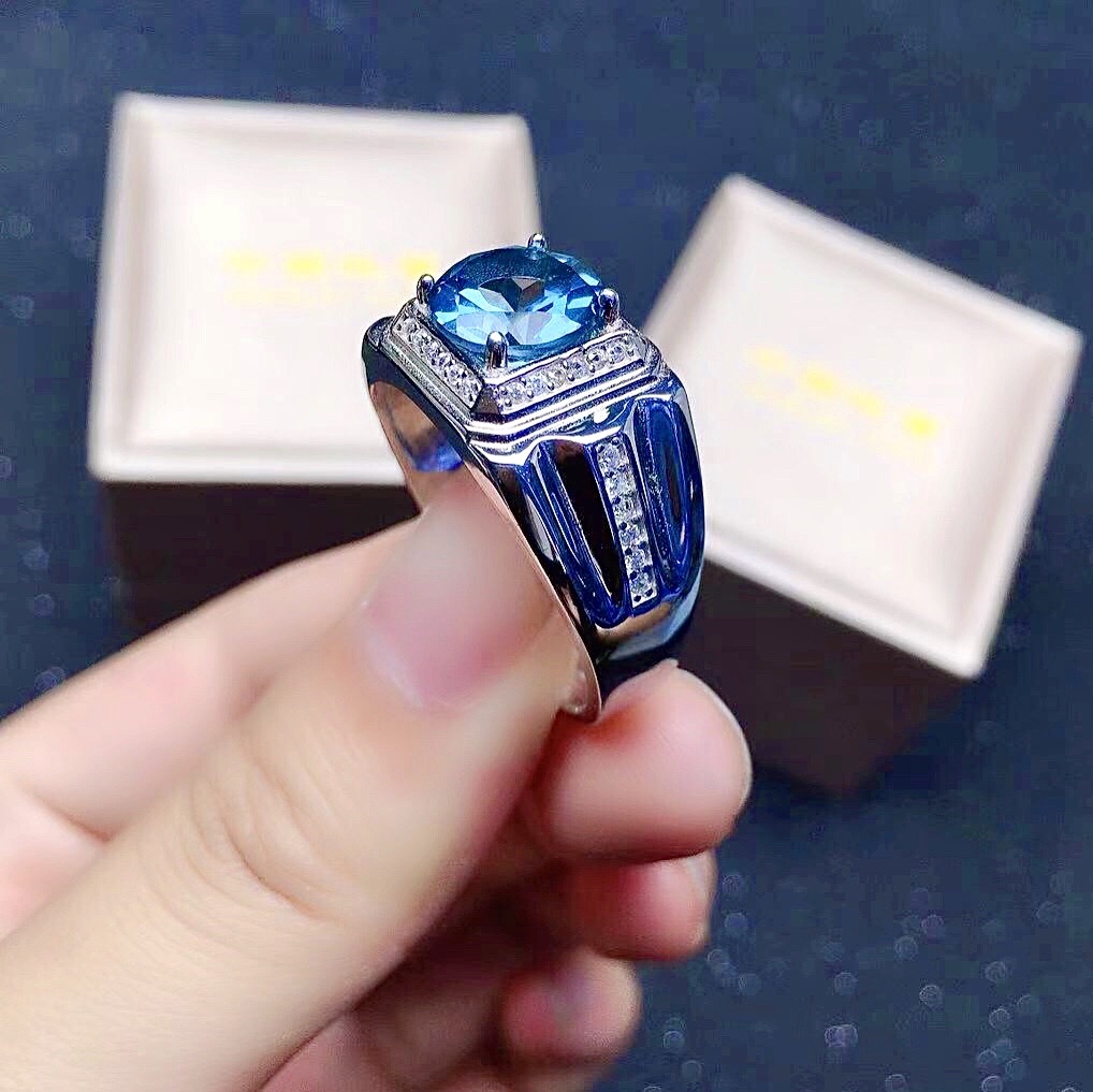 Fashion Gemstone Ring for Man  - Vs Smartwatch 评论和价格